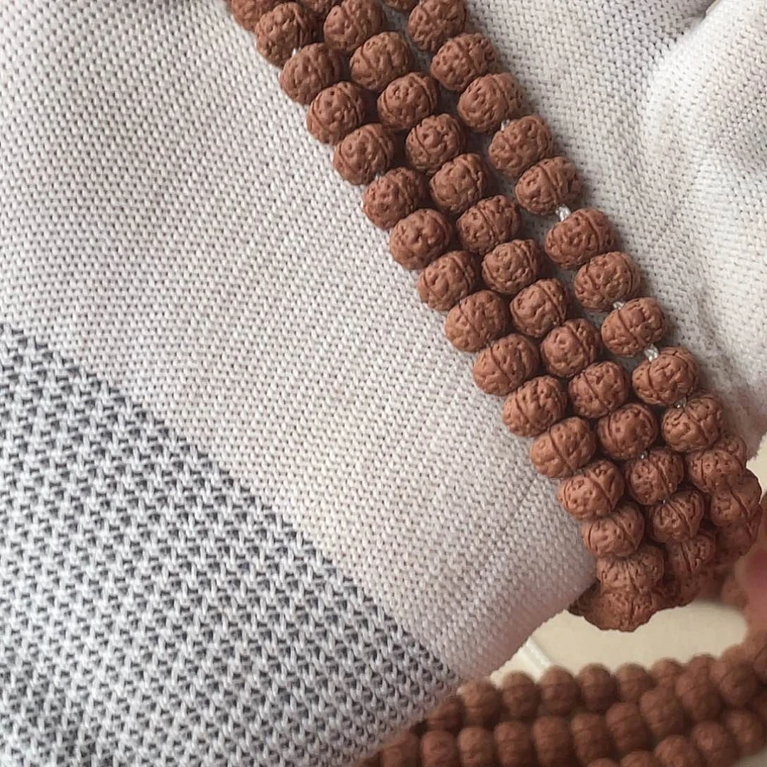 春***冬金刚菩提吊坠老树王108