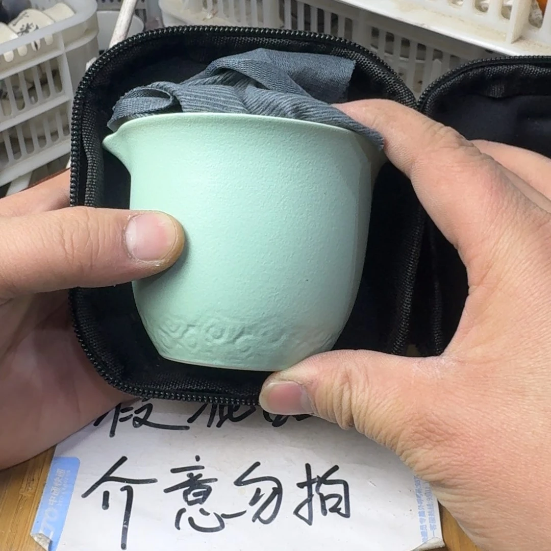 瑕疵介意勿拍陶瓷器皿F573