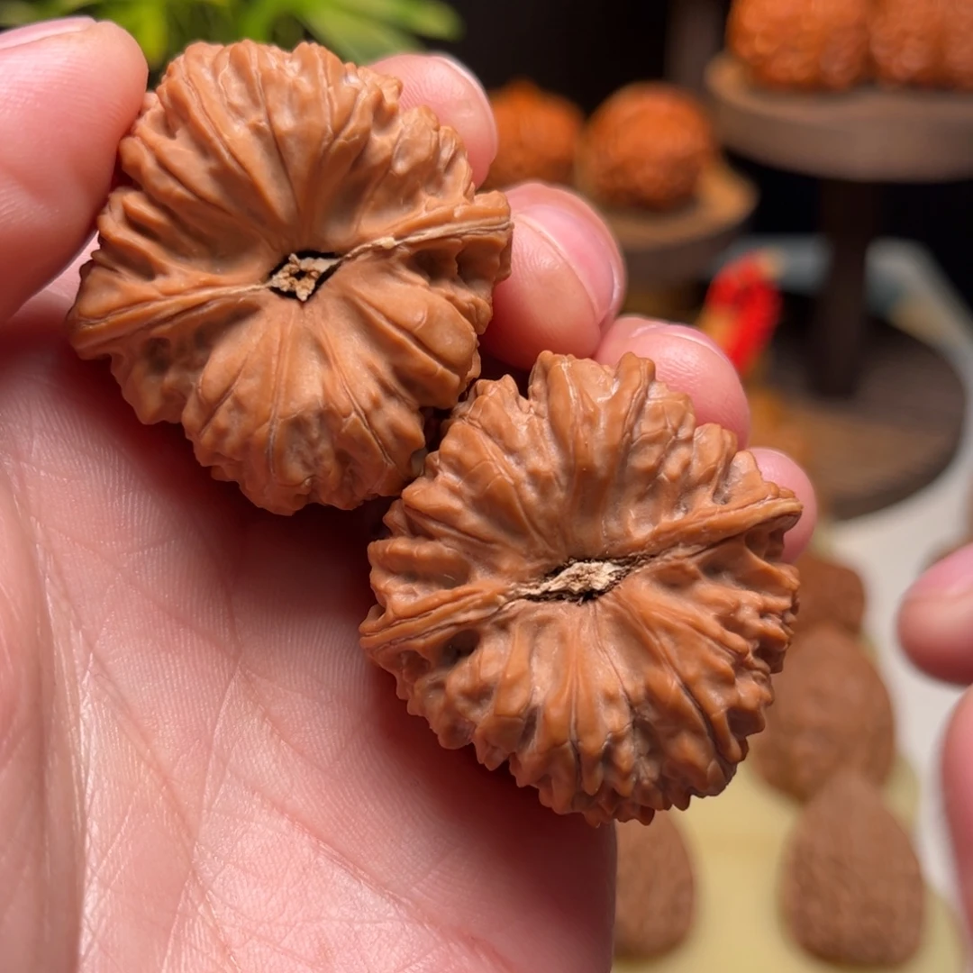 吊坠文玩核桃平谷奥迪