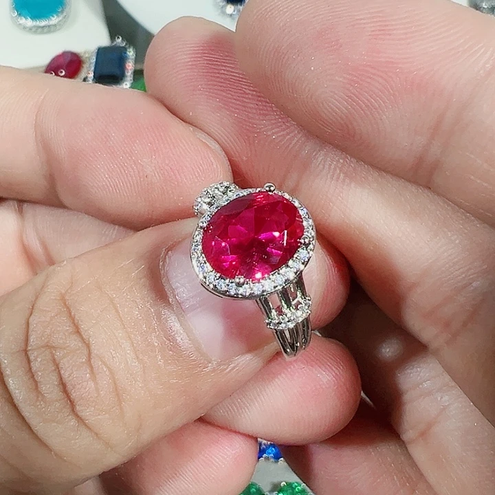 红宝石戒指未镶嵌