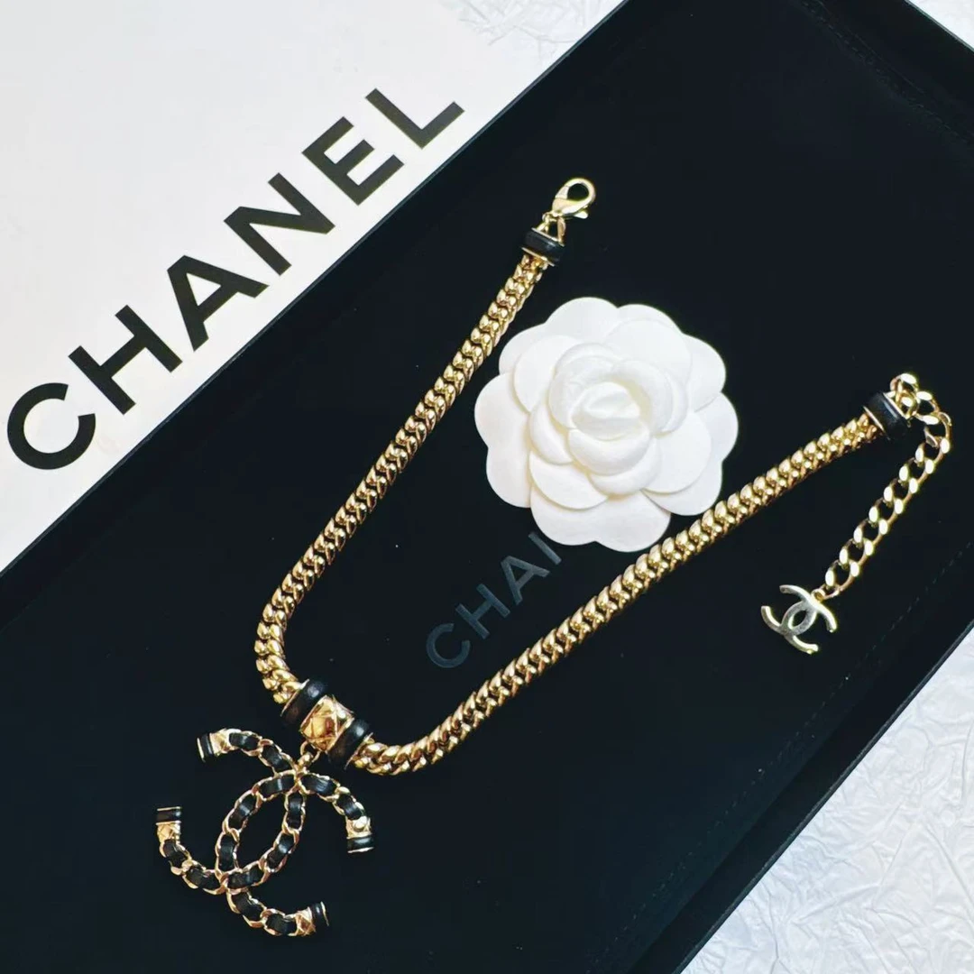 95新 Chanel/香奈儿 柚礼中古/香奈儿皮穿双C项链LZ503447