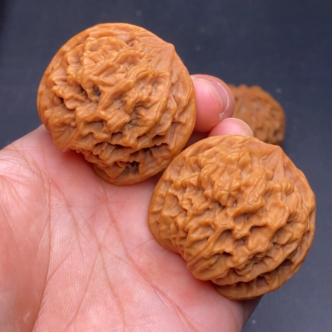 吊坠桃核秦岭野生核桃