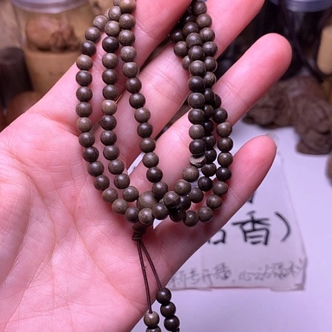 檀香木手串/手链檀香阴沉0,5/108多圈顺纹
