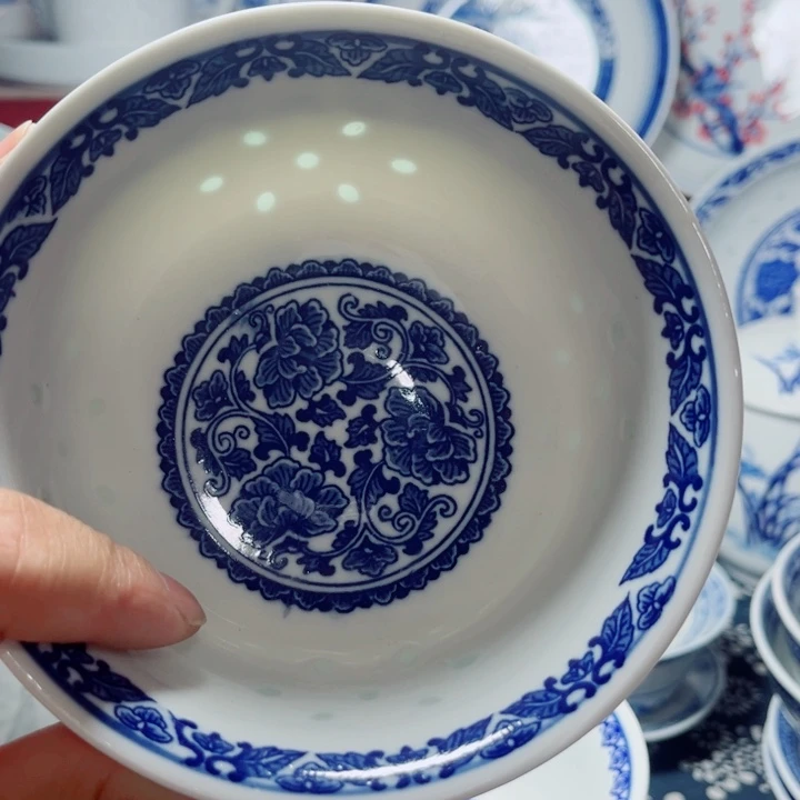 青花玲珑5寸饭碗牡丹花