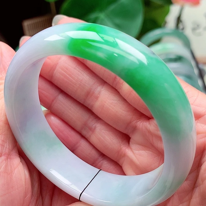 翡翠未镶嵌手镯天然翡翠手镯