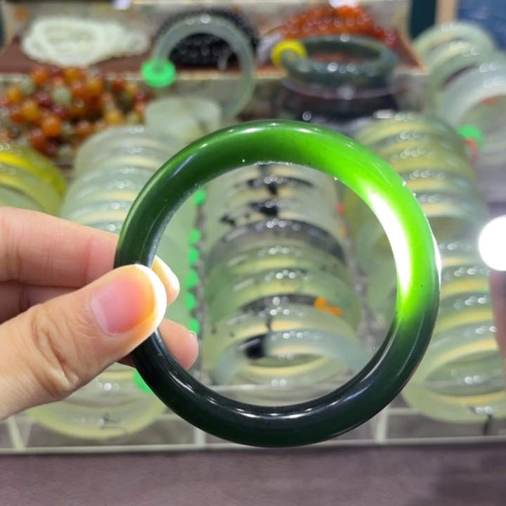 岫玉未镶嵌手镯天然