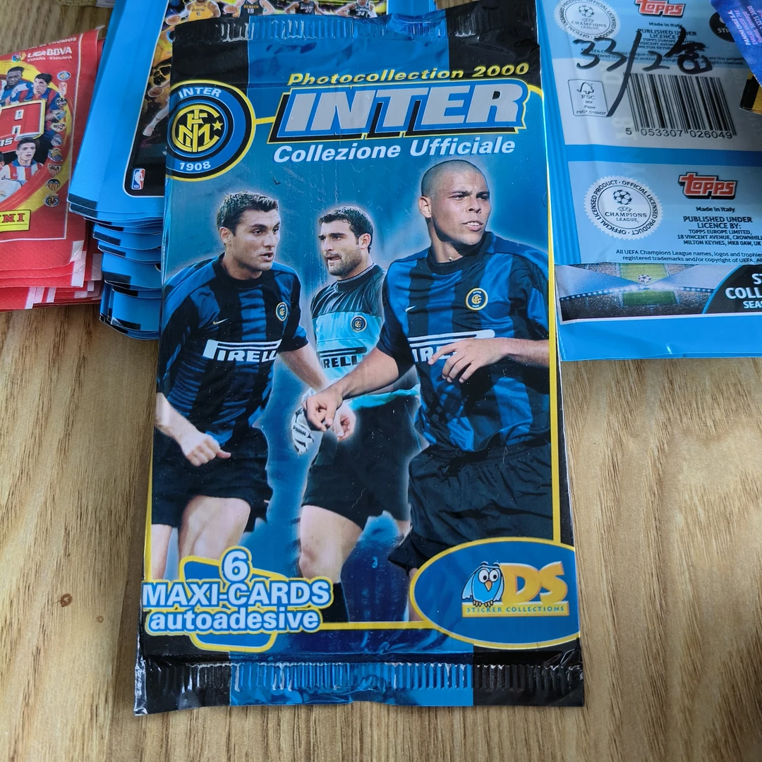 DS2000 国米队盒 足球贴纸大贴盲盒寻大罗巴乔等【未成年禁止下单】