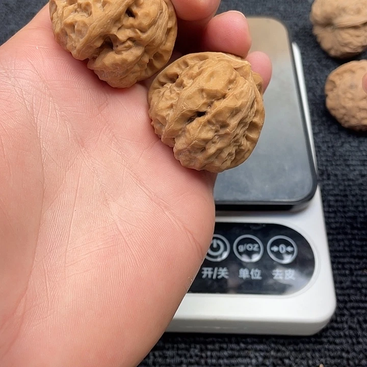 文玩核桃吊坠蛤蟆