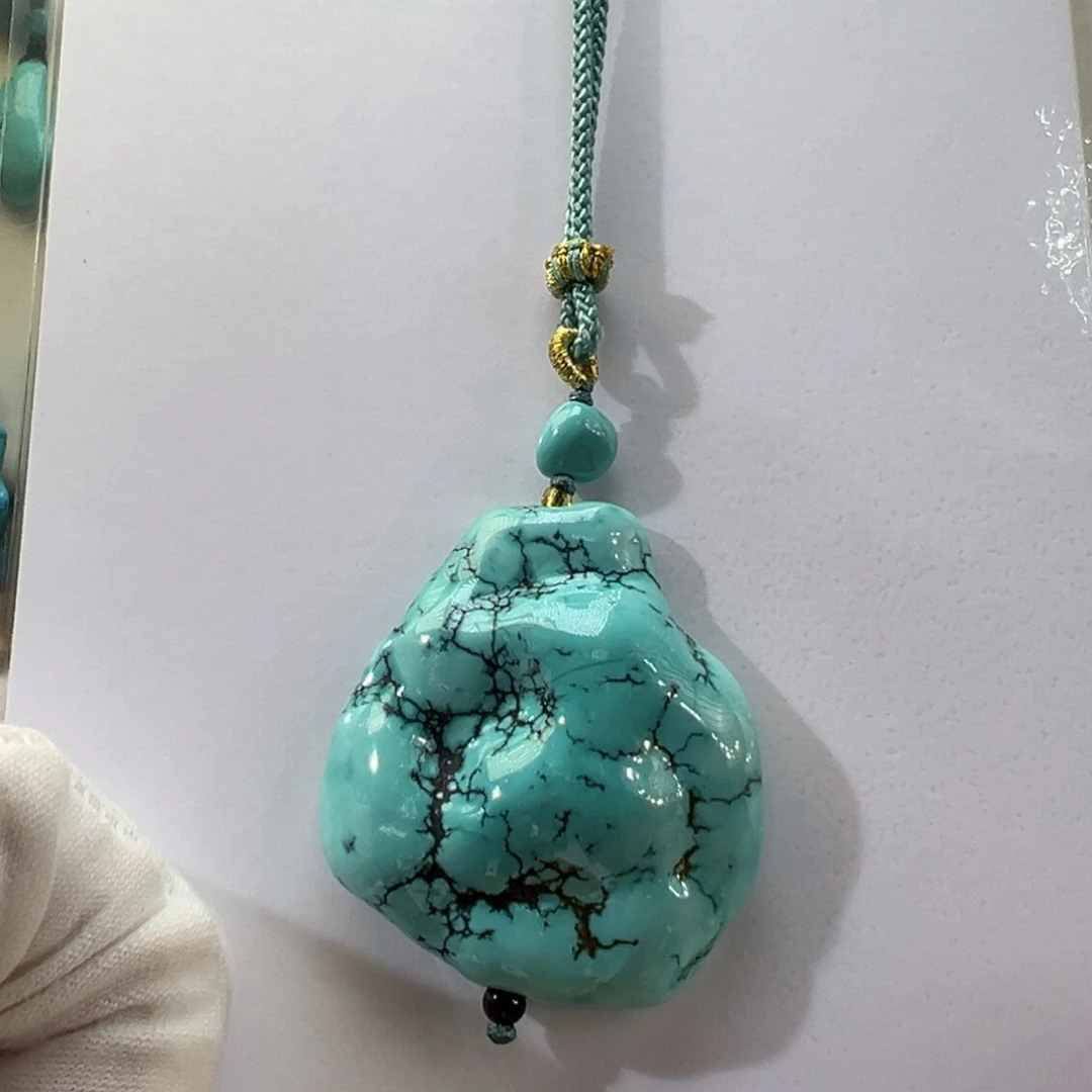 绿松石未镶嵌挂件