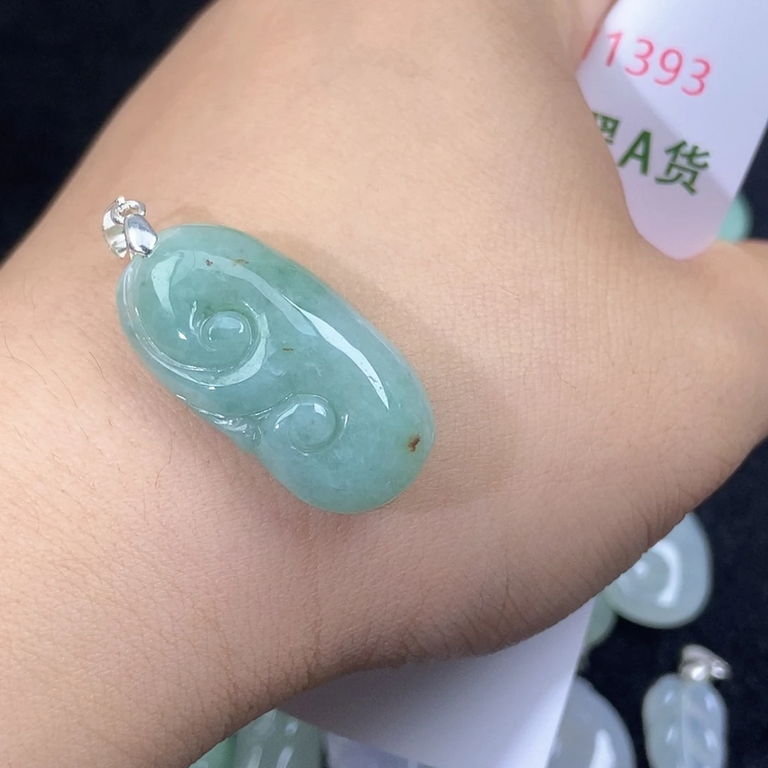 翡翠未镶嵌颈饰天然