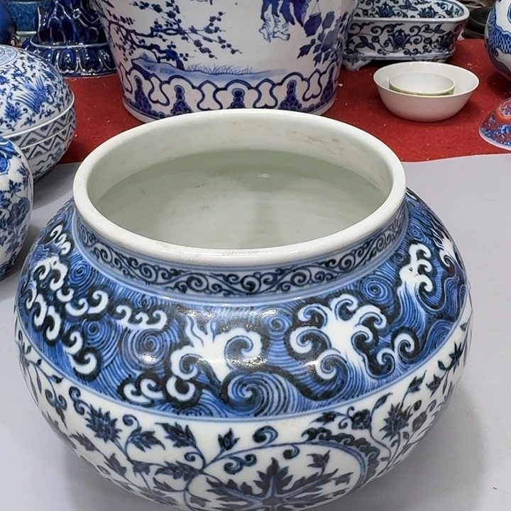广***坊摆件陶瓷制品纯手工青花罐