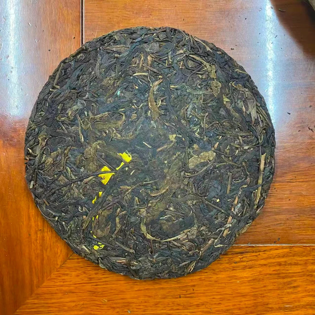 2000年飞台黄丝带357g/饼普洱茶 生茶 带茶样 F2