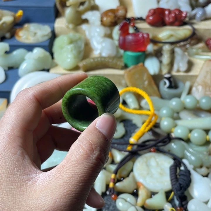 和田玉未镶嵌吊坠(不含链)