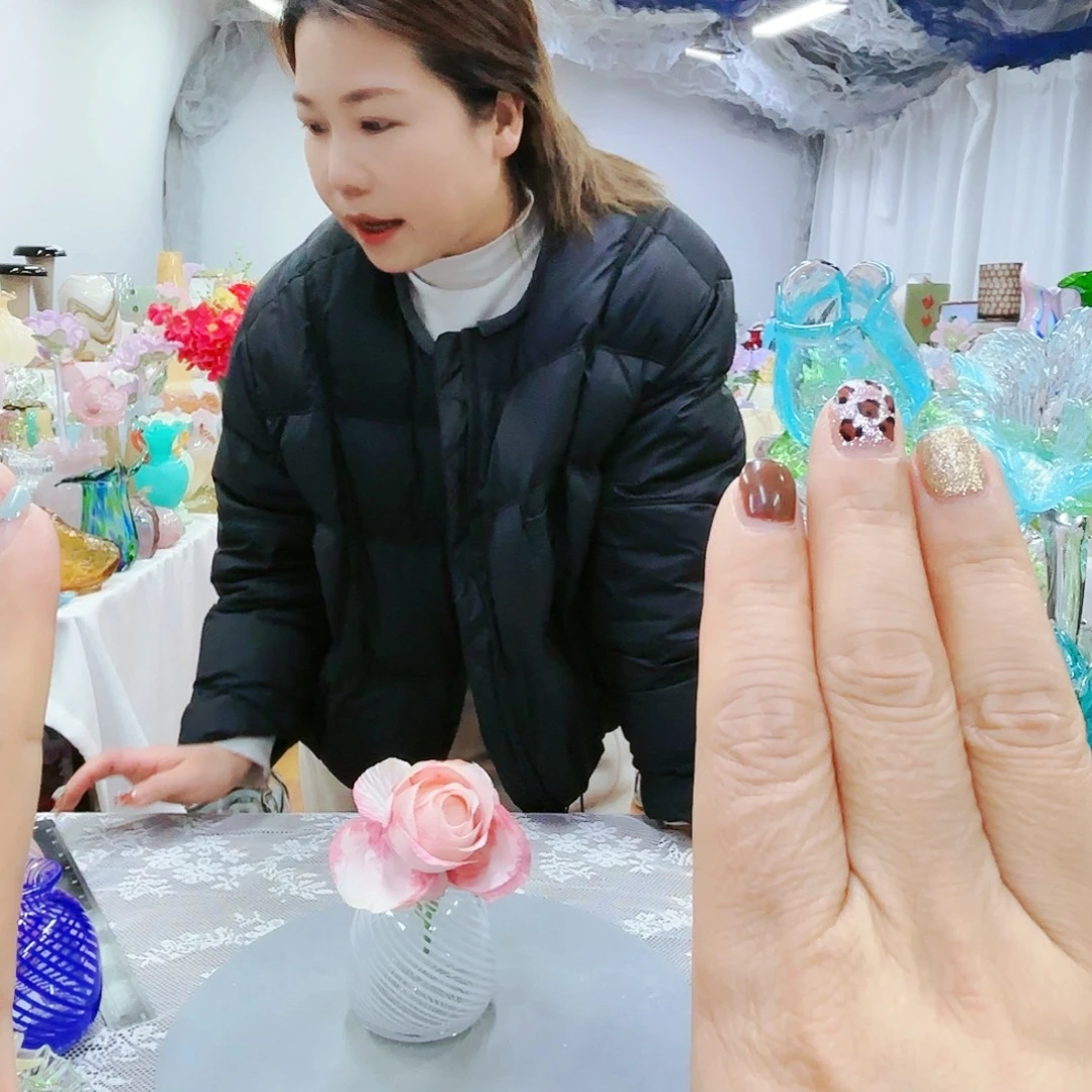 福利不退不换琉璃艺术品