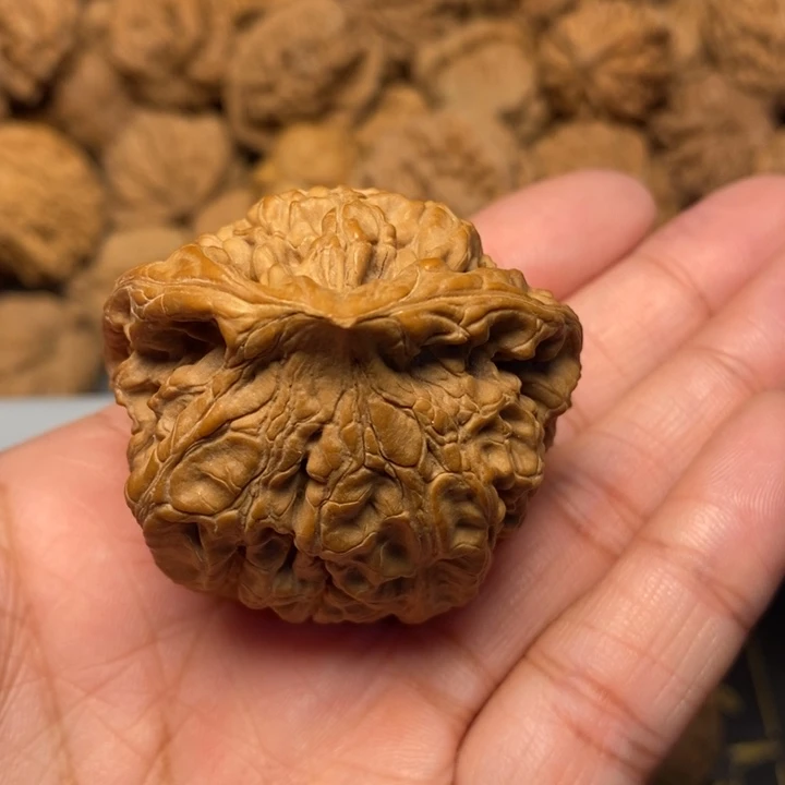 飞***觉文玩核桃吊坠文玩核桃异形单只