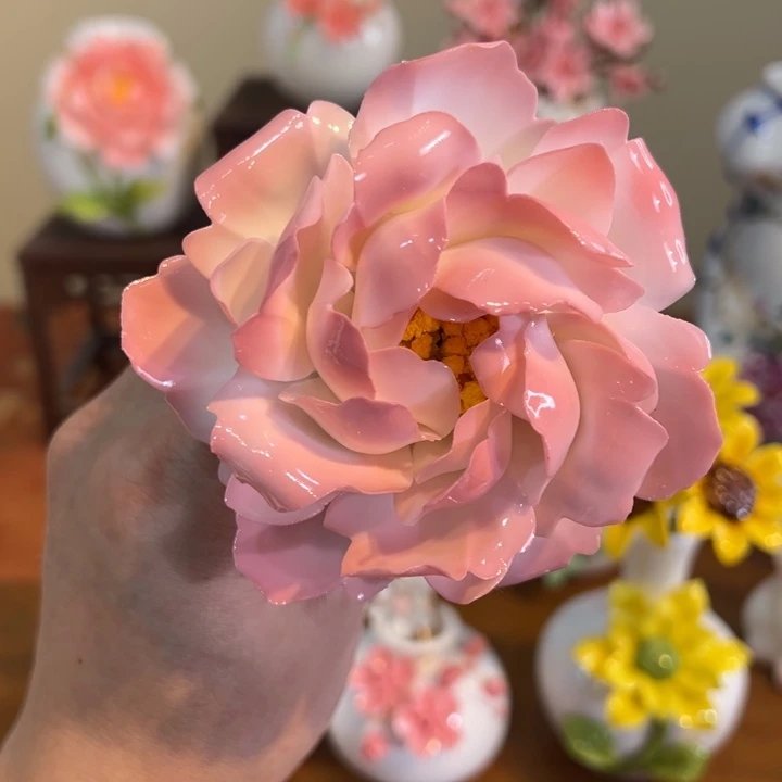 手工精致陶瓷摆件