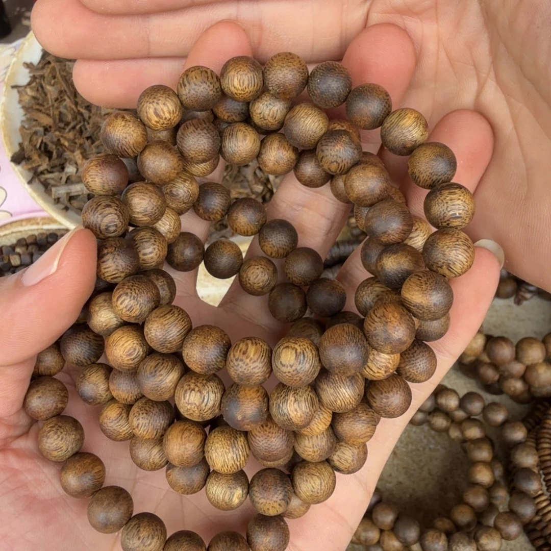 沉香手串单圈0.9乌身5克多样性发一