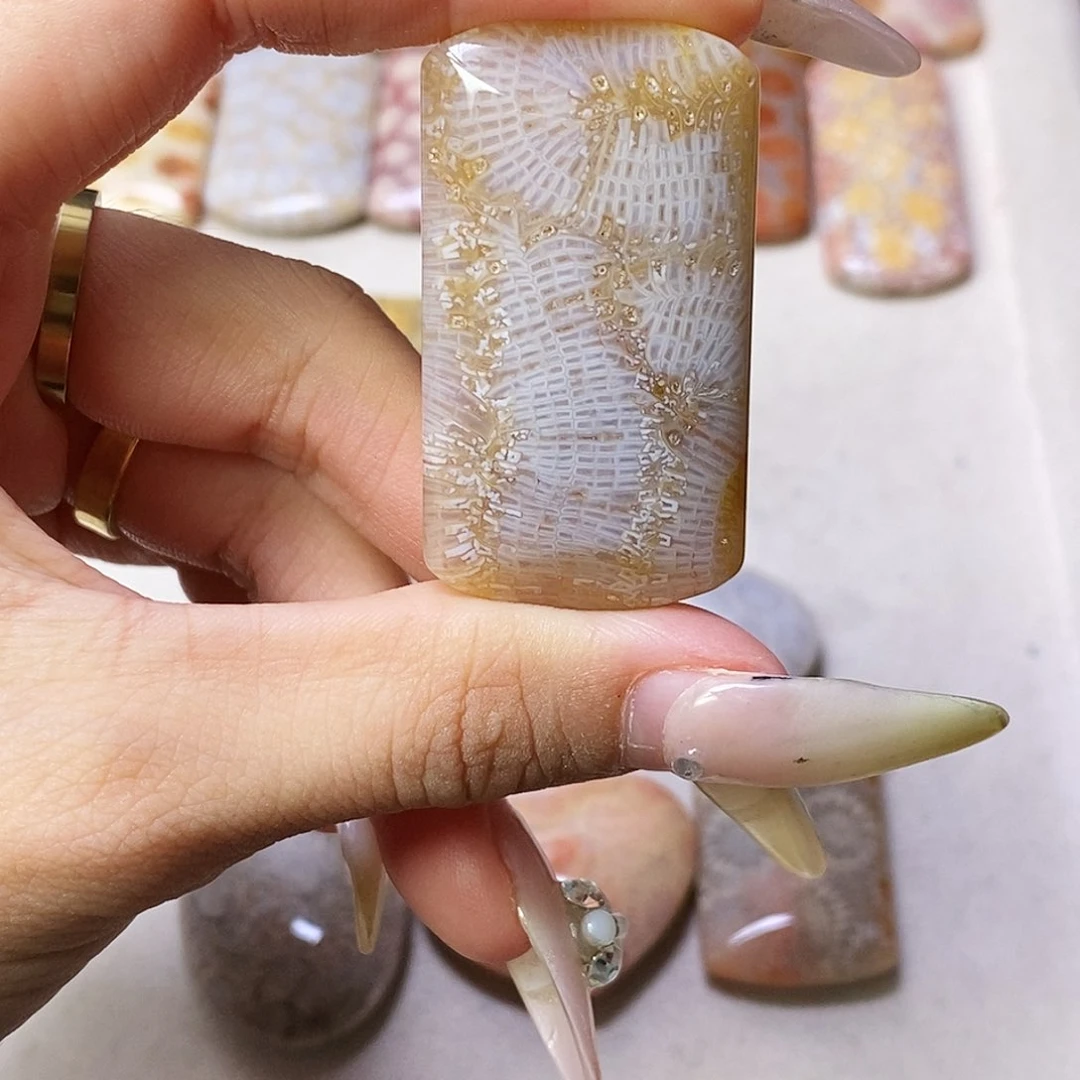 查罗石合金颈饰c****l