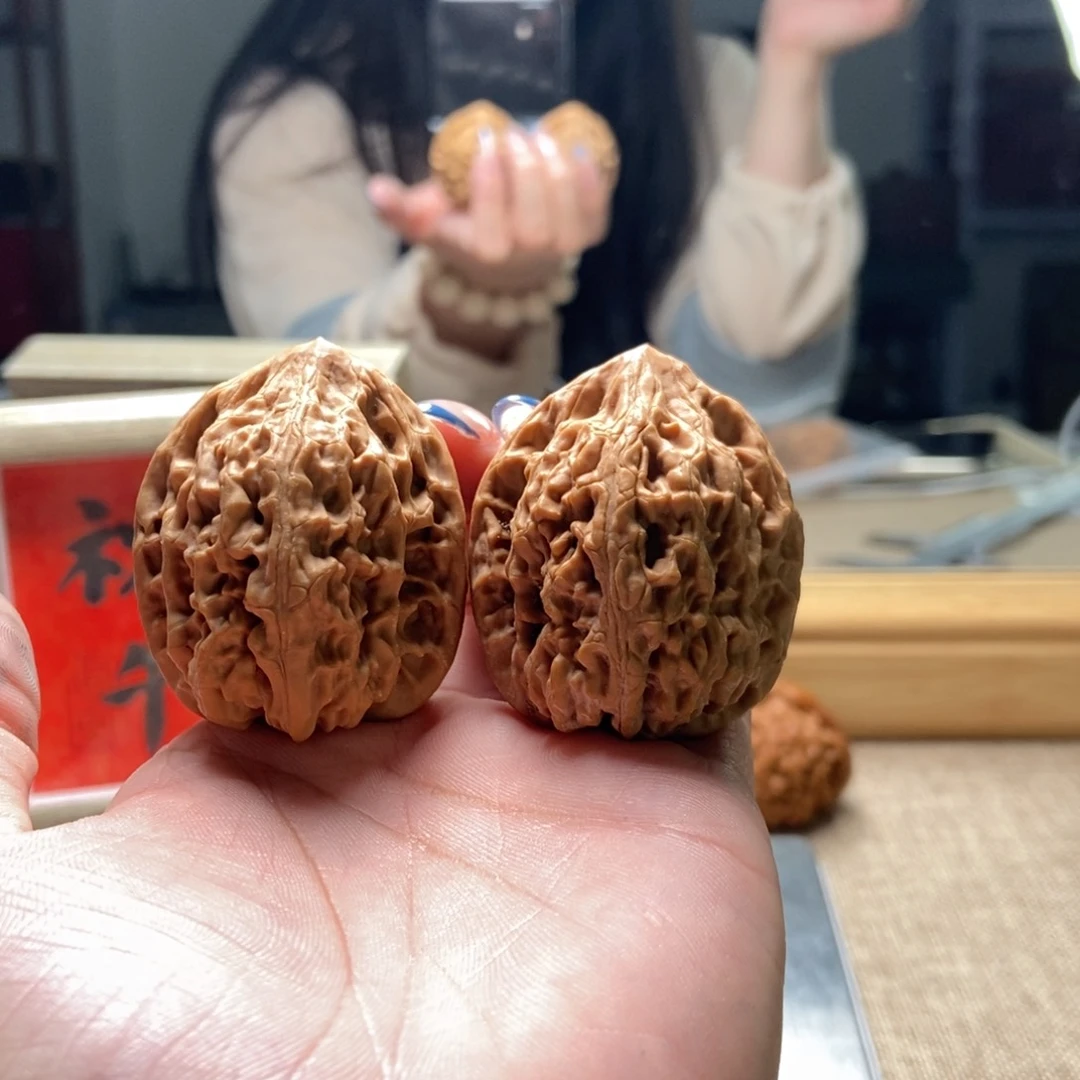 文玩核桃吊坠老树鸡心73
