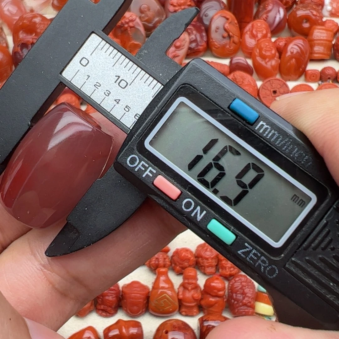 南红玛瑙未镶嵌配饰定制