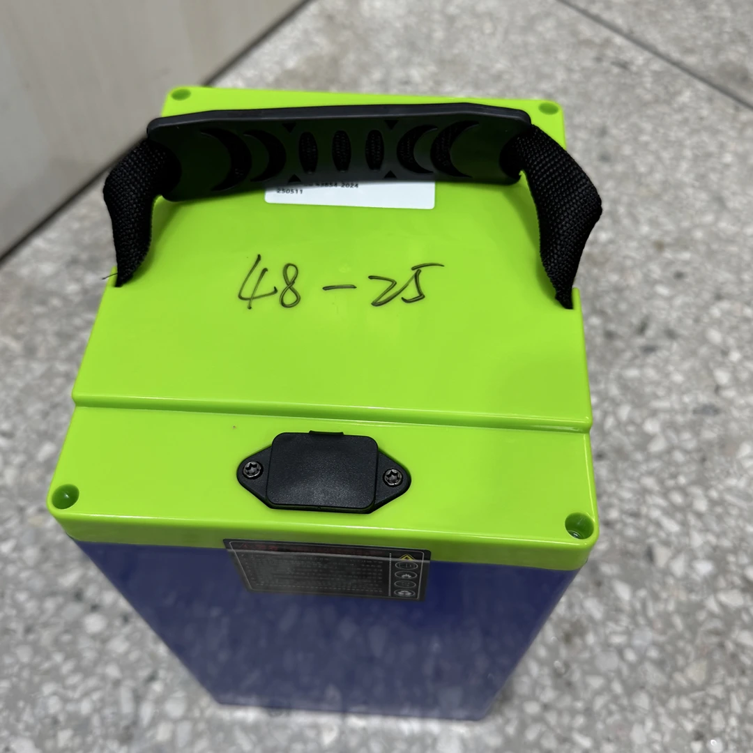 成品48V25Ah电瓶电动车用