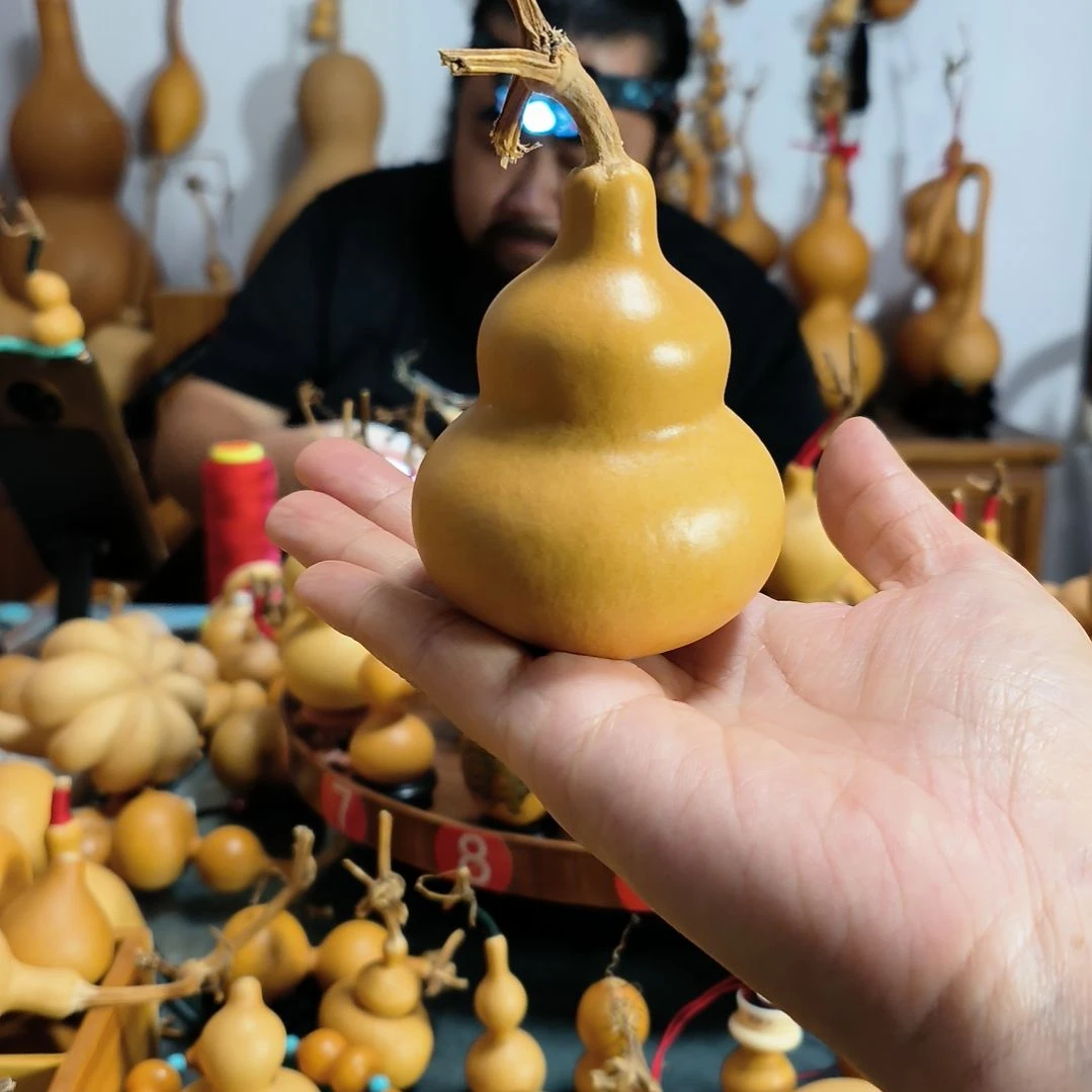 欧****葫芦福禄双全手把件