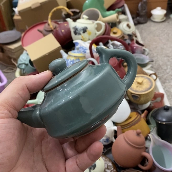 陶瓷艺术品及陶瓷壶壶