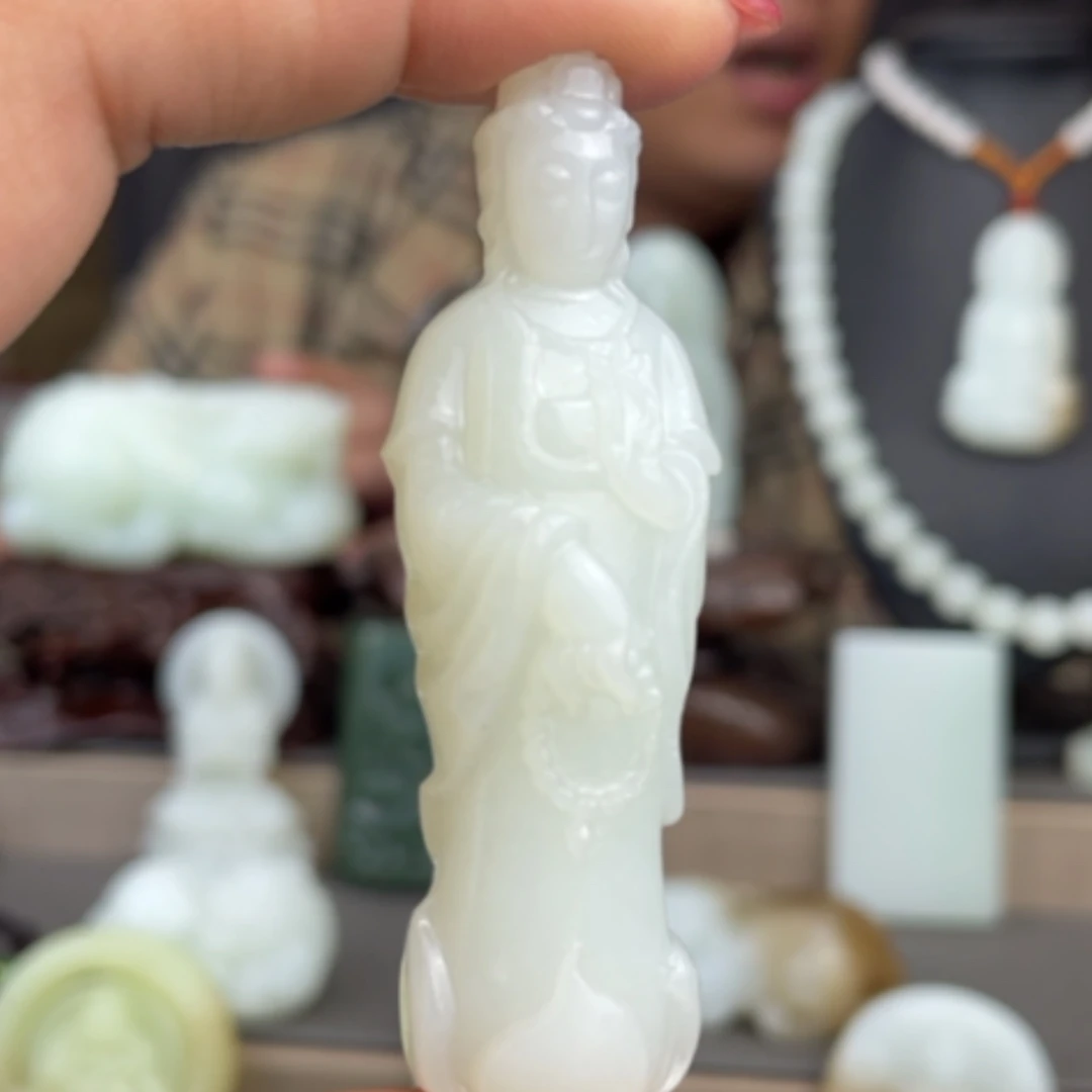 【闪购商品】颈饰未镶嵌和田玉