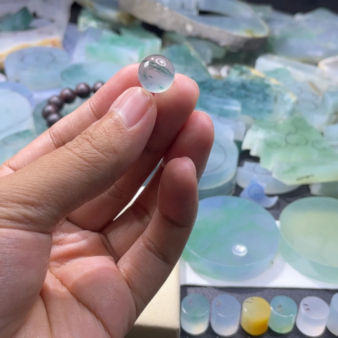 燕***宝定制翡翠未镶嵌珠子卡12.2尾单