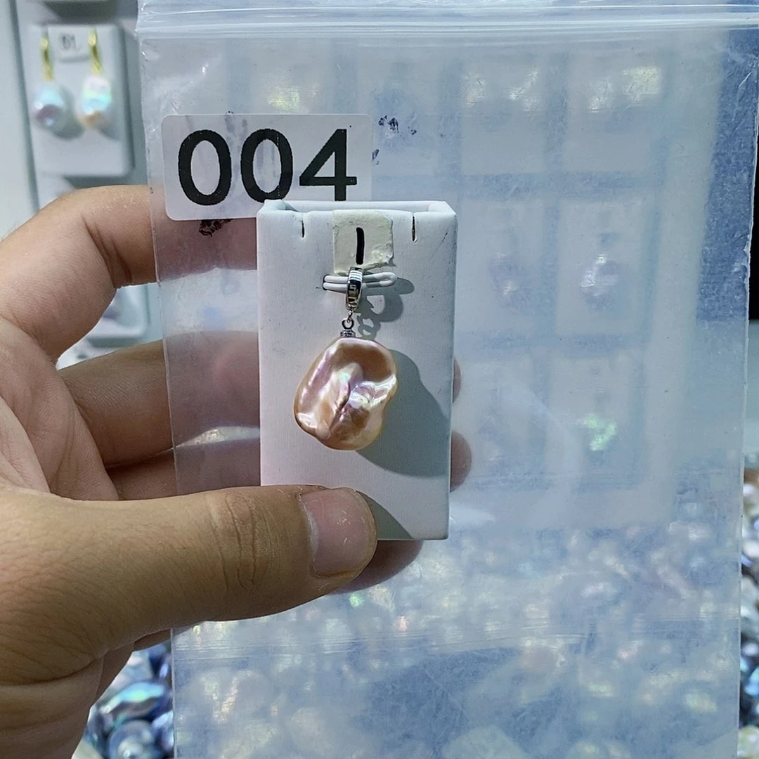 淡水珍珠合金颈饰
