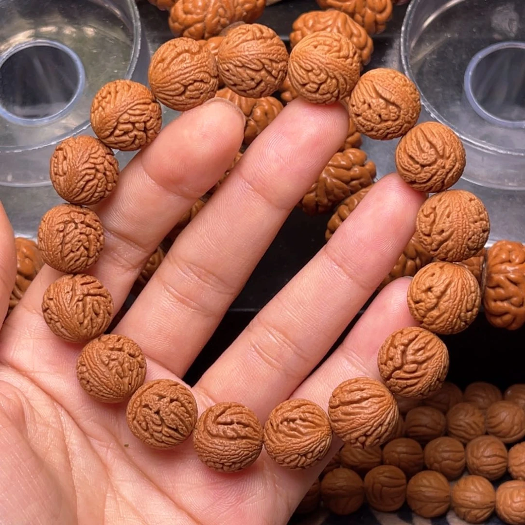 手串桃核绣球手串1.4+