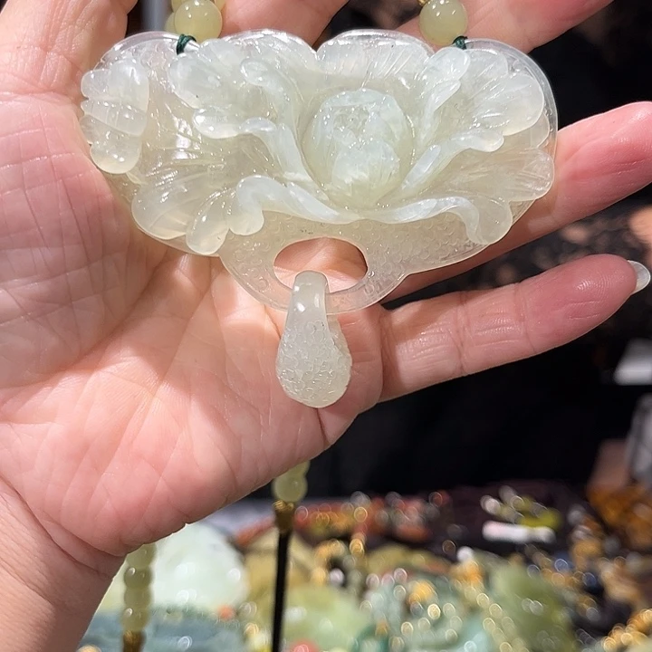 未镶嵌岫玉毛衣链