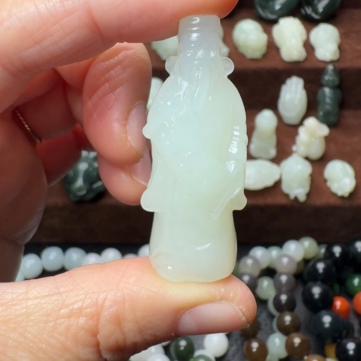 石***转和田玉未镶嵌挂件