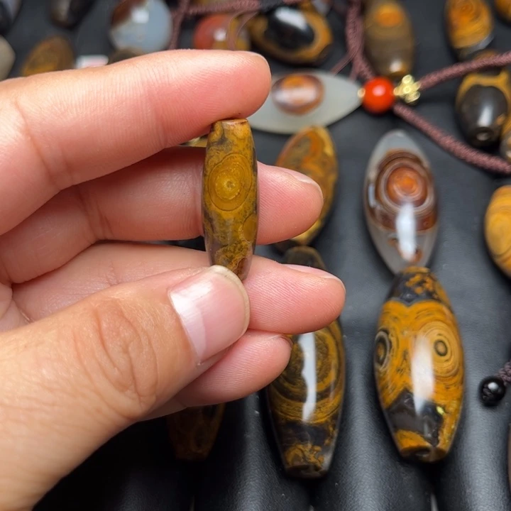 石英质玉珠宝半成品未镶嵌噹*