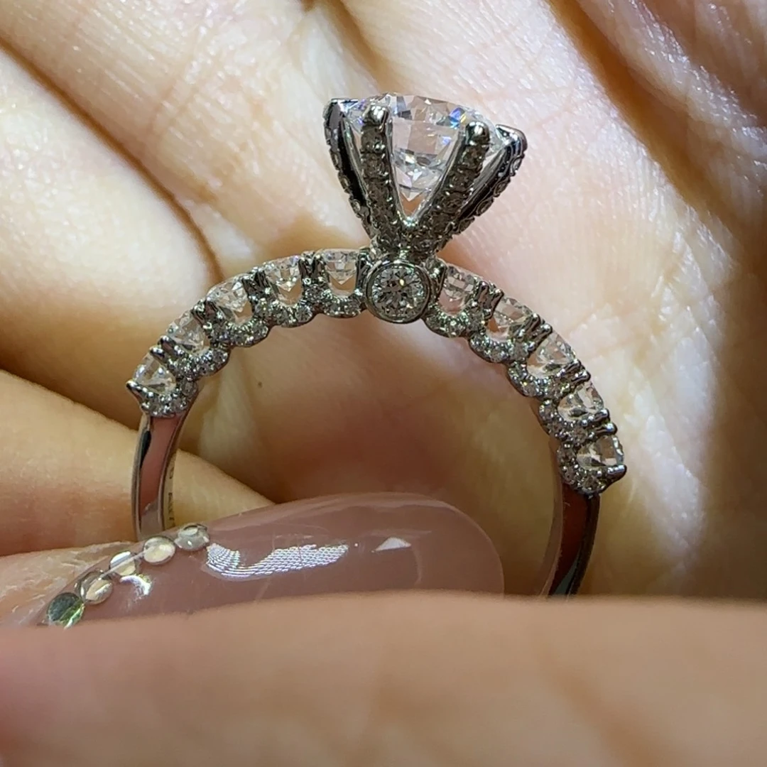 18K金镶嵌实验室培育钻石蕾丝白月光1卡12号