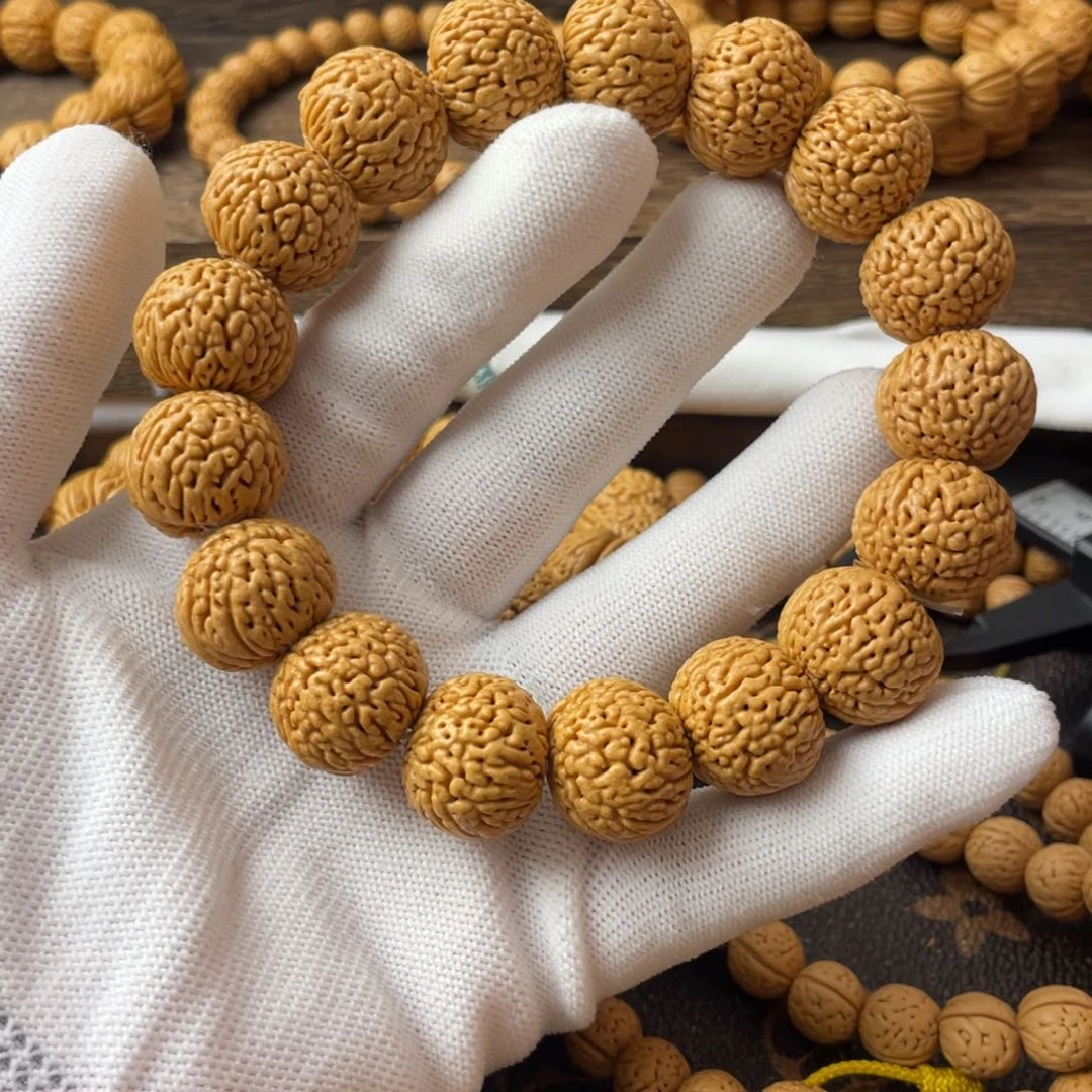 吊坠桃核w***宇龙鳞苹果