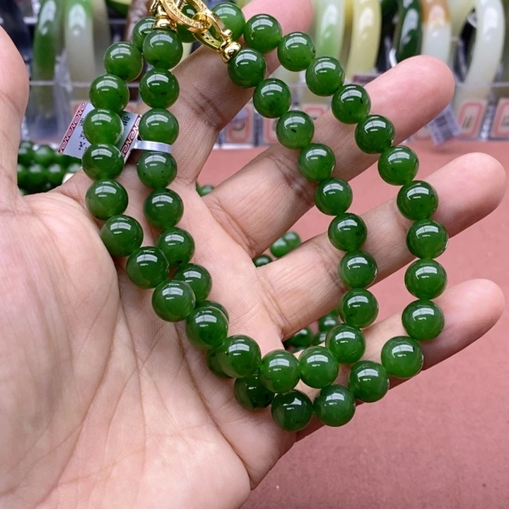 和田玉未镶嵌颈饰卡10