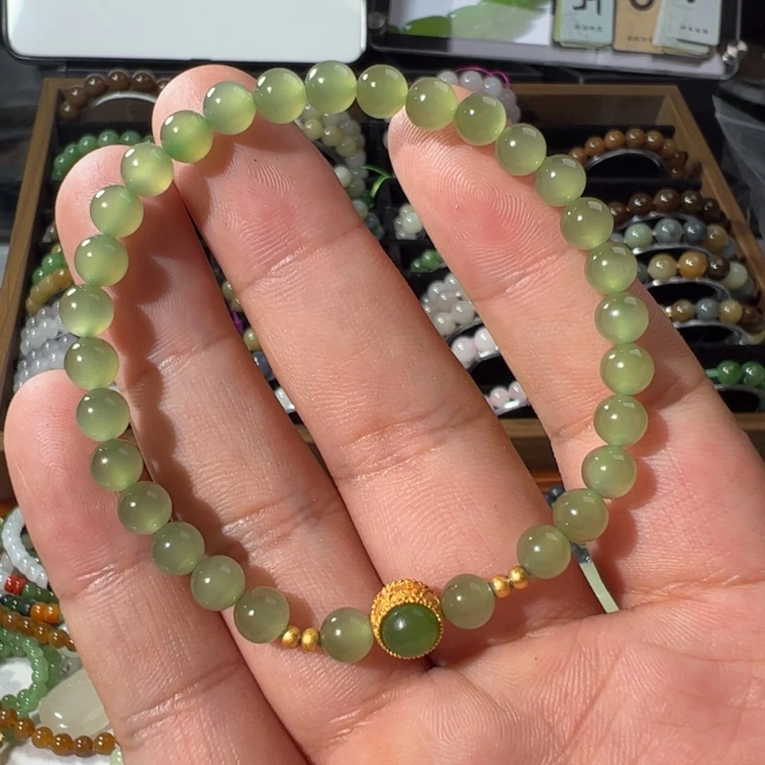 甜***橙和田玉未镶嵌颈饰