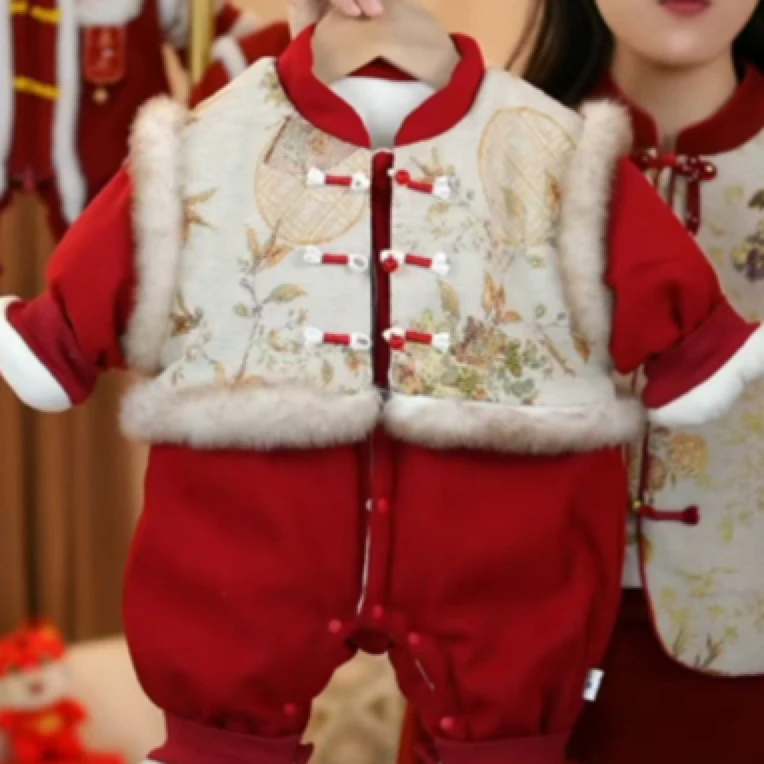 婴儿男宝宝喜庆冬季中国满月过年加绒衣服周岁加厚拜年连体衣新年