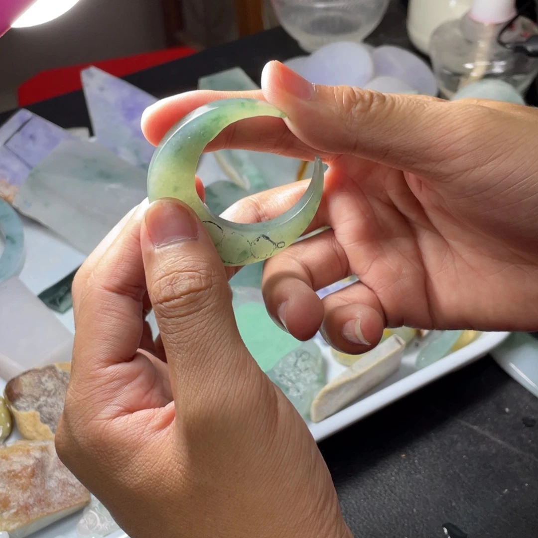 定制翡翠未镶嵌翡翠