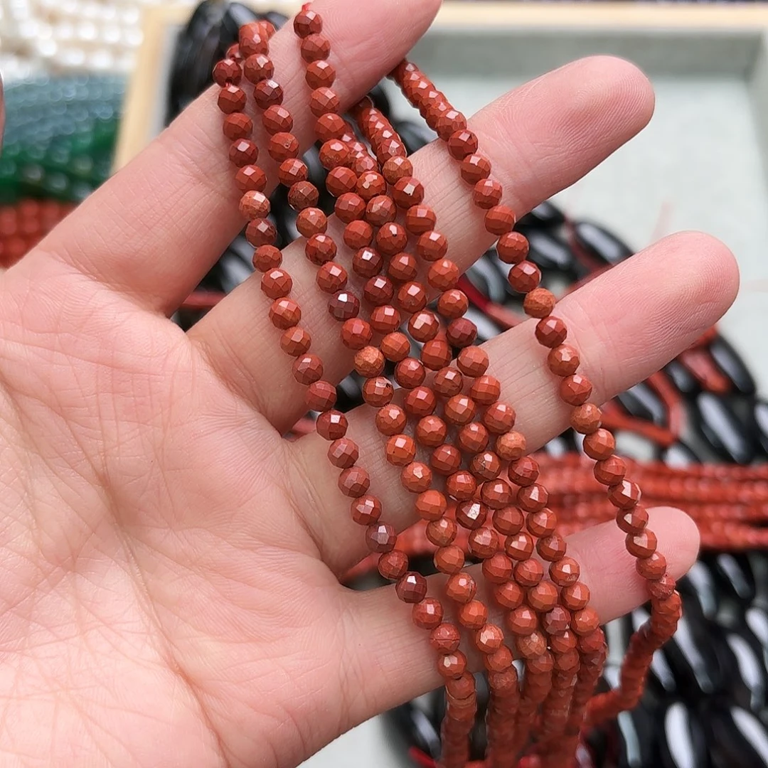 玛瑙/玉髓未镶嵌珠宝半成品卡4红石切一条