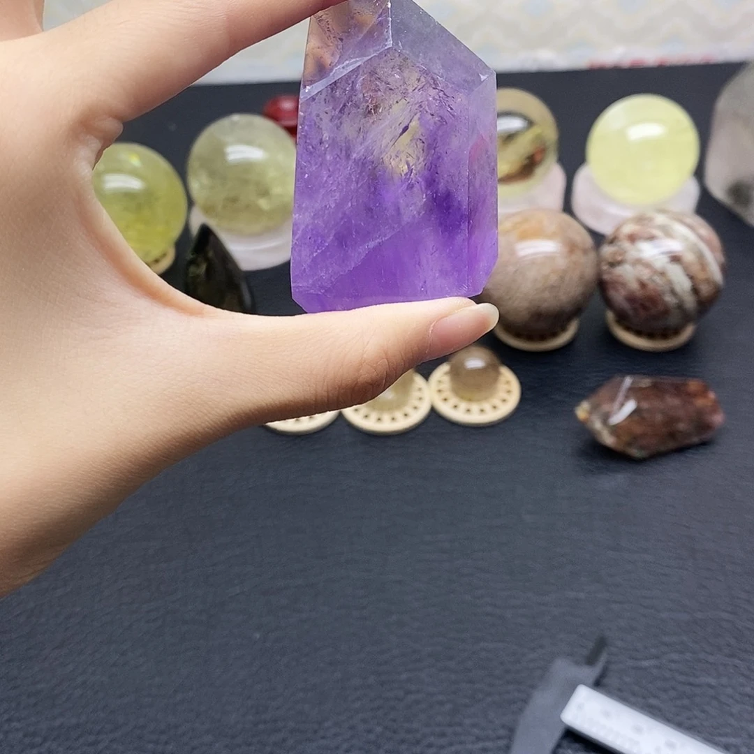 未镶嵌珠宝半成品水晶133水晶石