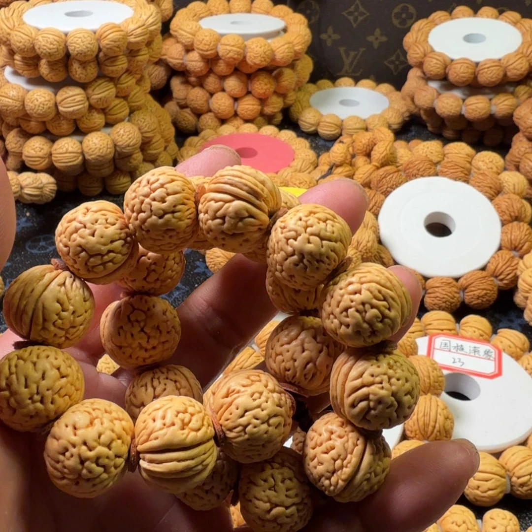 执***印吊坠桃核苹果手持