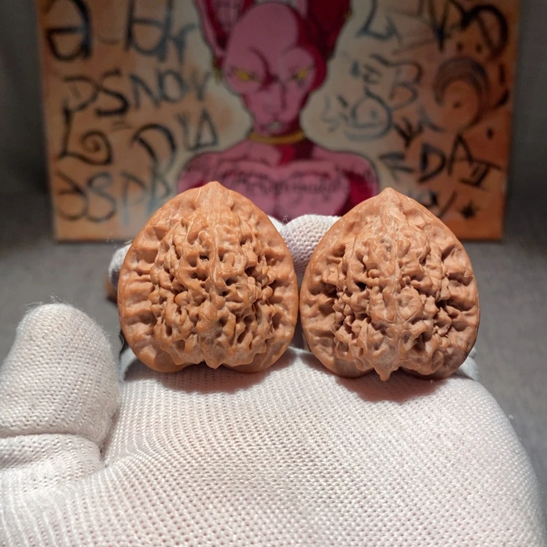 文玩核桃把件38关关公子帽