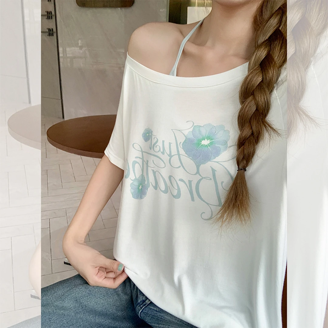 斜肩一字露肩字母花朵印花短袖T恤女夏季新款宽松气质设计感上衣