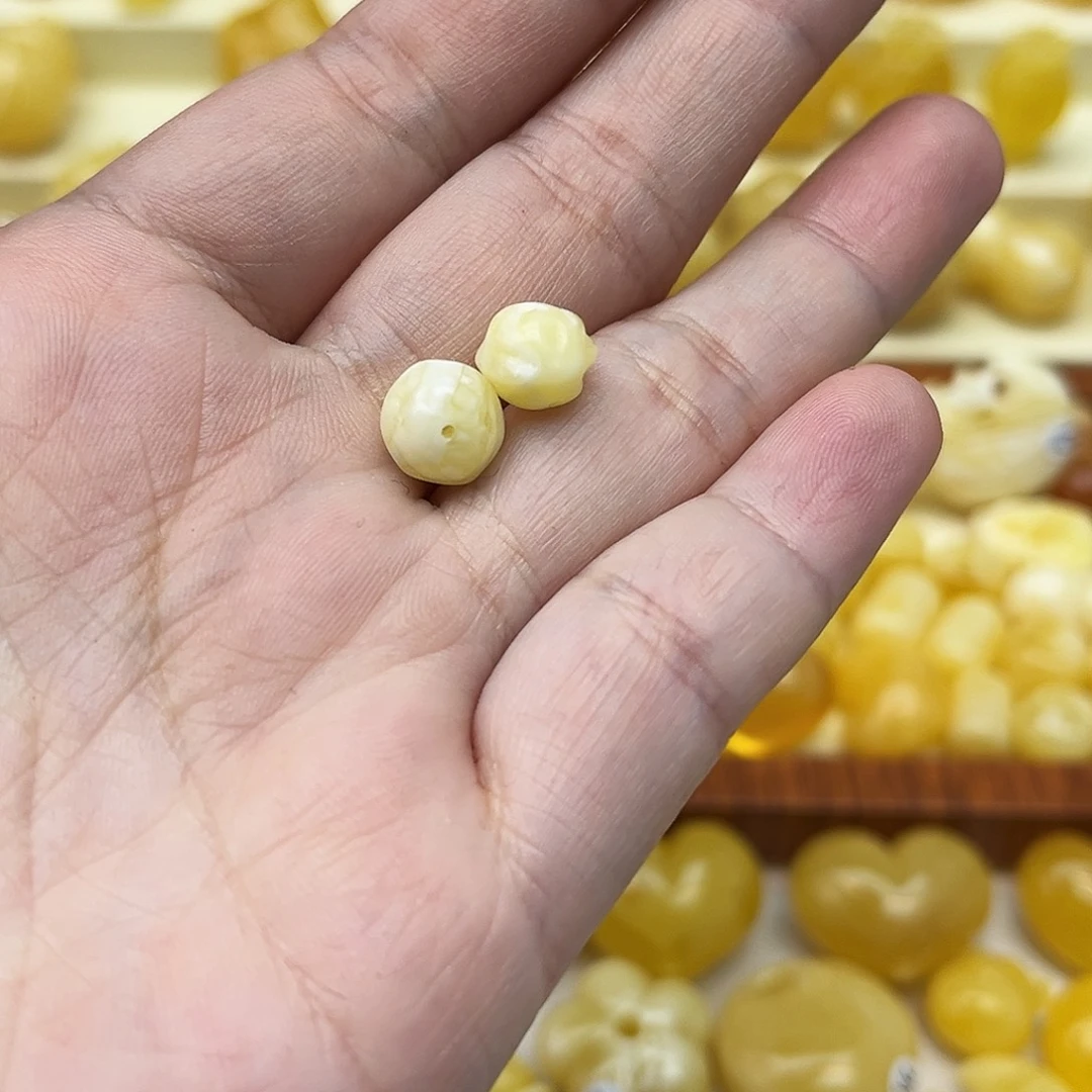 蜜蜡未镶嵌裸石天然