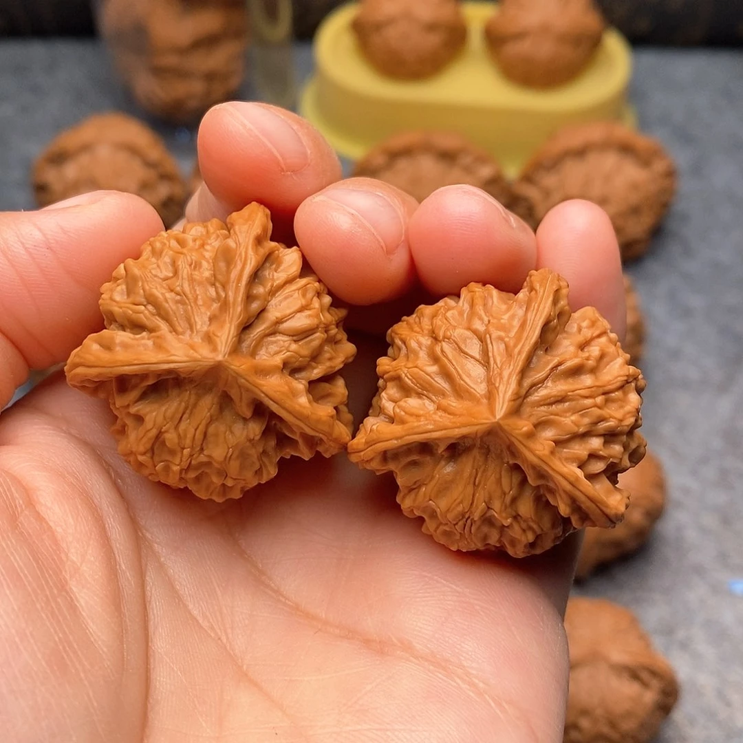 文玩核桃把件?*三棱35全品