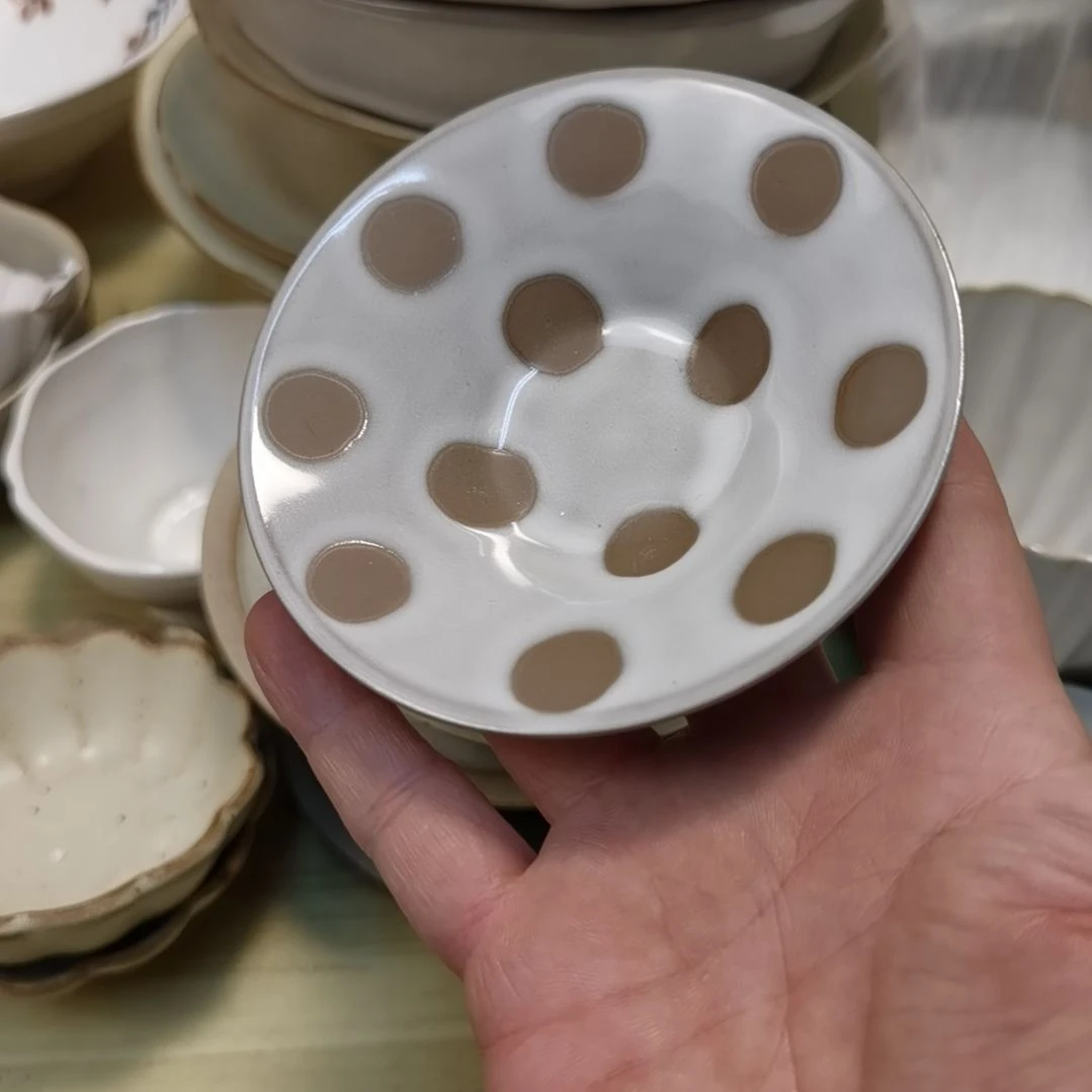 瓷片微瑕粗陶波点料碟五个一组