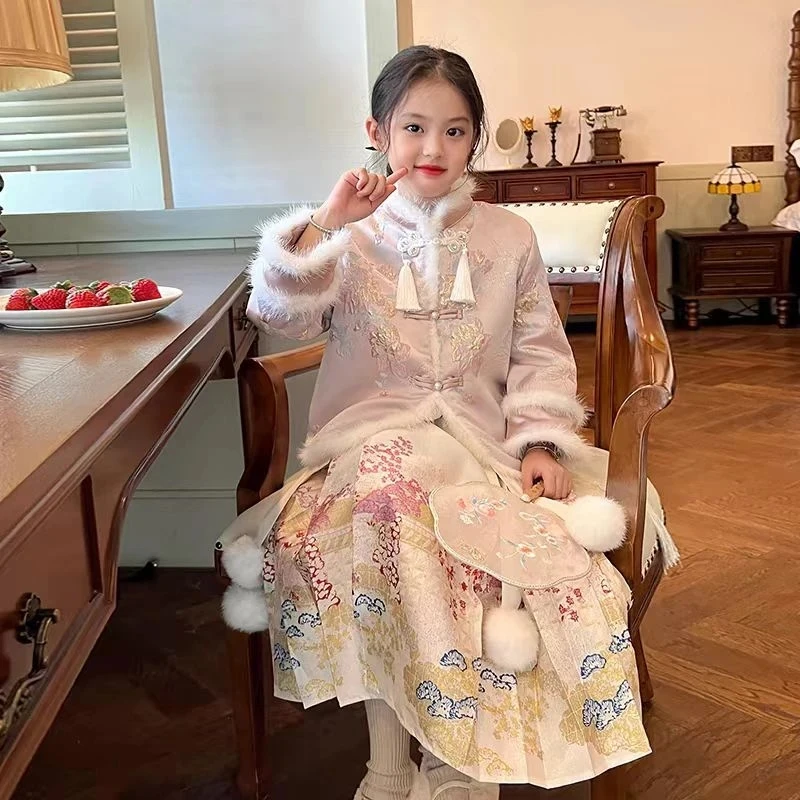 儿童紫色套装2件套扣子不一样介意勿拍