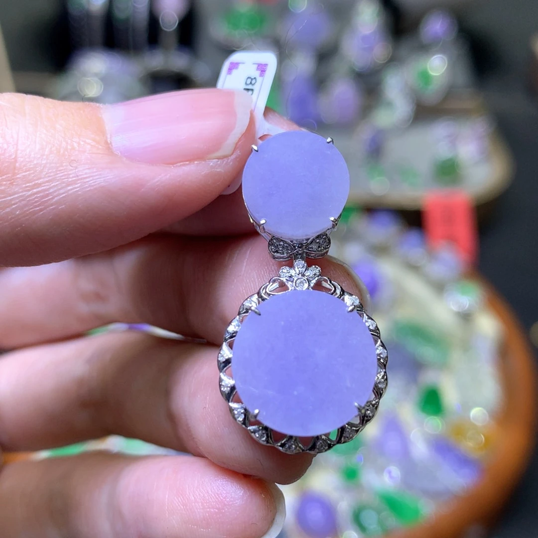 【闪购商品】翡翠颈饰18K金镶嵌翡翠吊坠项链